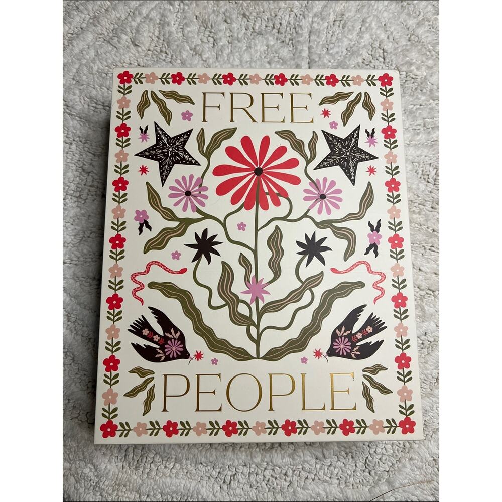 Merry Free People Bundle in Red Beanie Hat, Neckerchief Scarf & Socks Gift Box - Picture 14 of 15